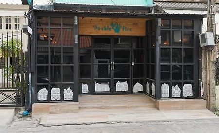 Double Five Hostel Bangkok Kültér fotó